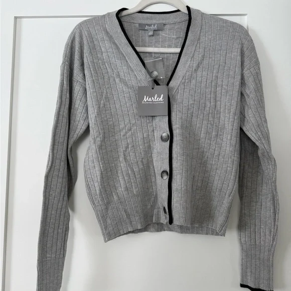 Marled Gray Knit Cardigan with Black Trim - Picture 2 of 8